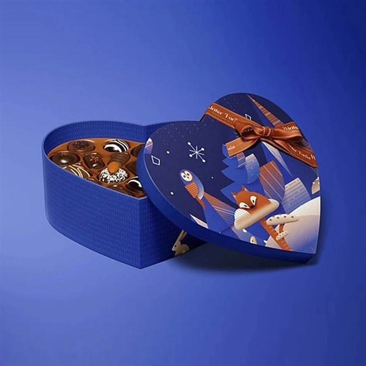 Navy Heart Shaped Chocolate Packaging Box