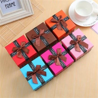 Square Heart Pattern Jewelry Watch Box