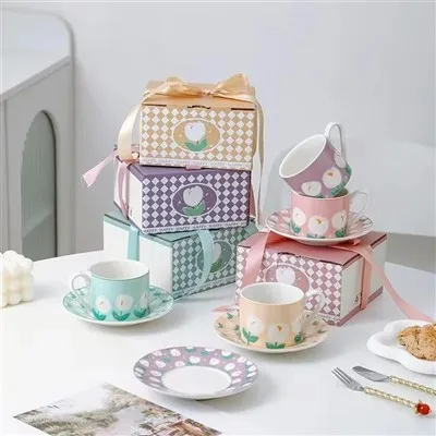 Tulip Ceramic Coffee Cup Gift Box